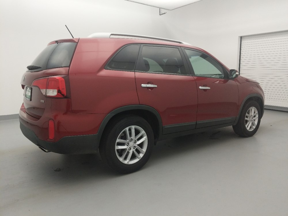 2014 Kia Sorento - Passenger Rear Side