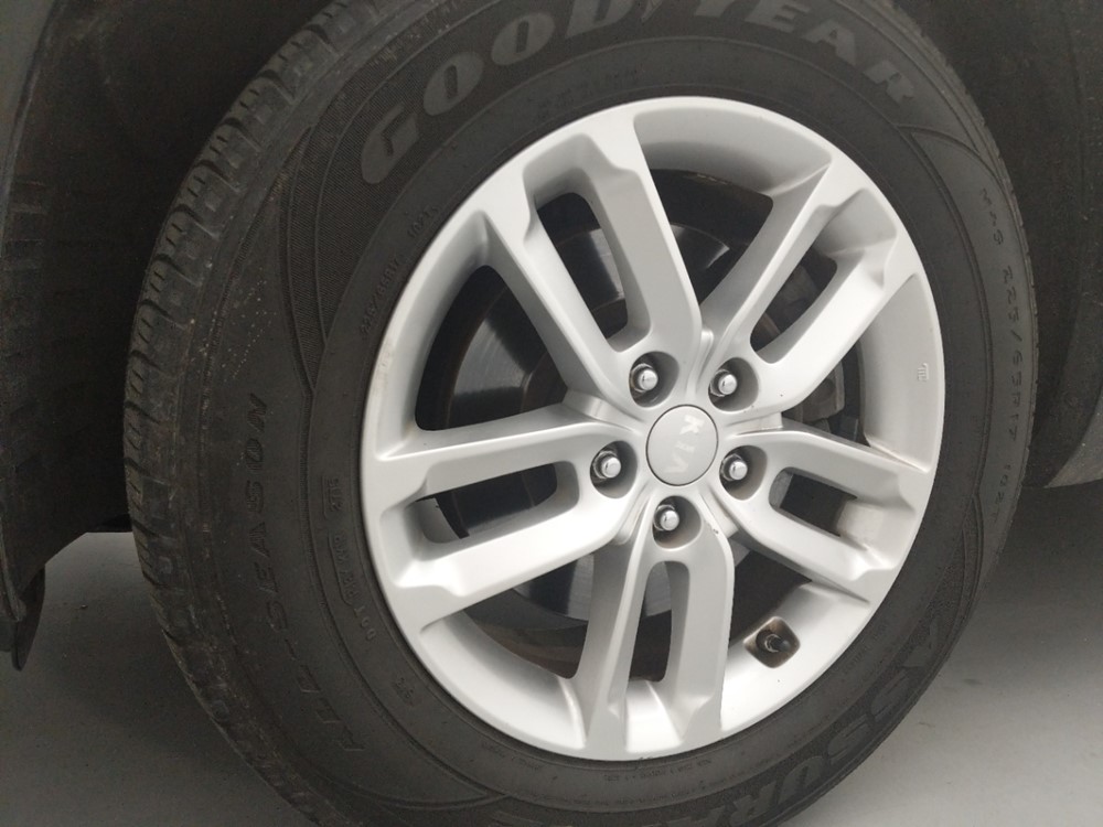 2014 Kia Sorento - Wheel