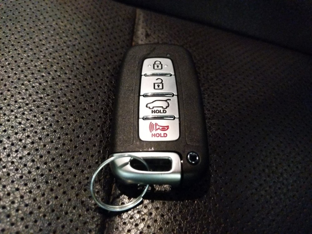 2016 Hyundai Veloster - Keys