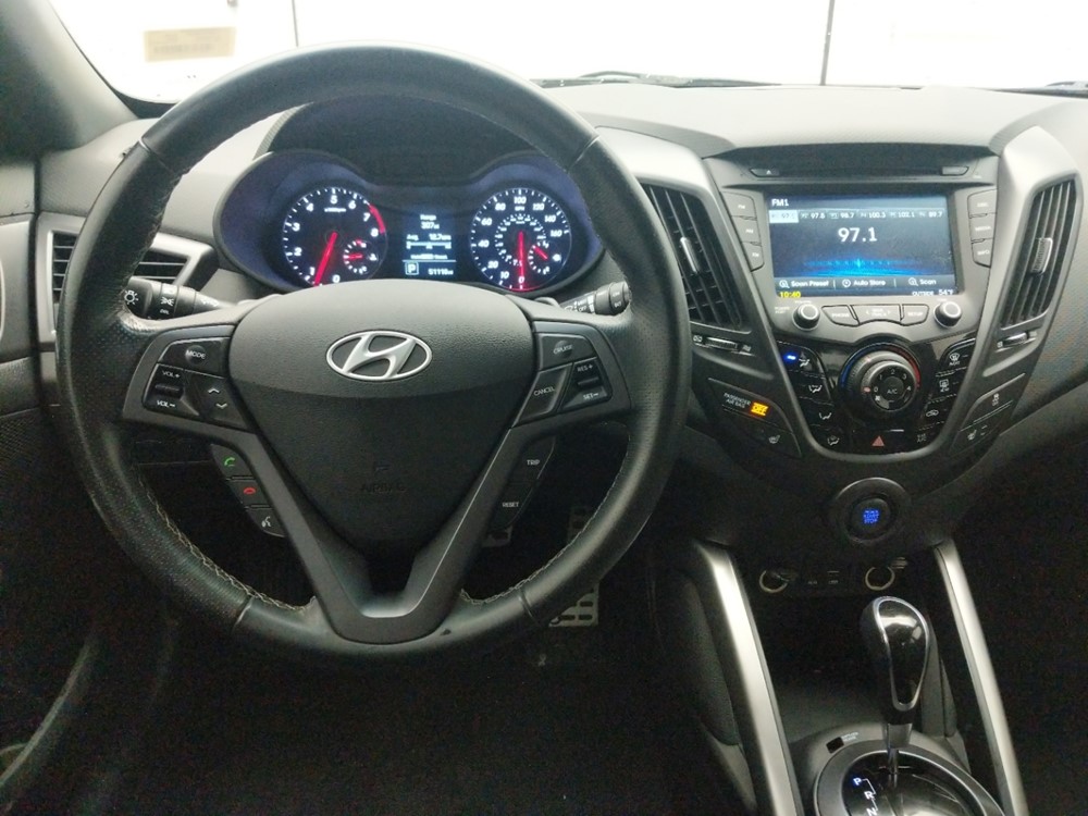 2016 Hyundai Veloster - Driver Dash