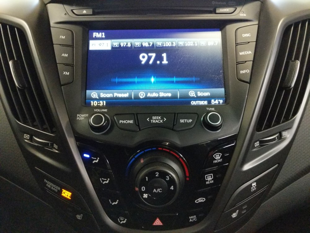 2016 Hyundai Veloster - Stereo Package