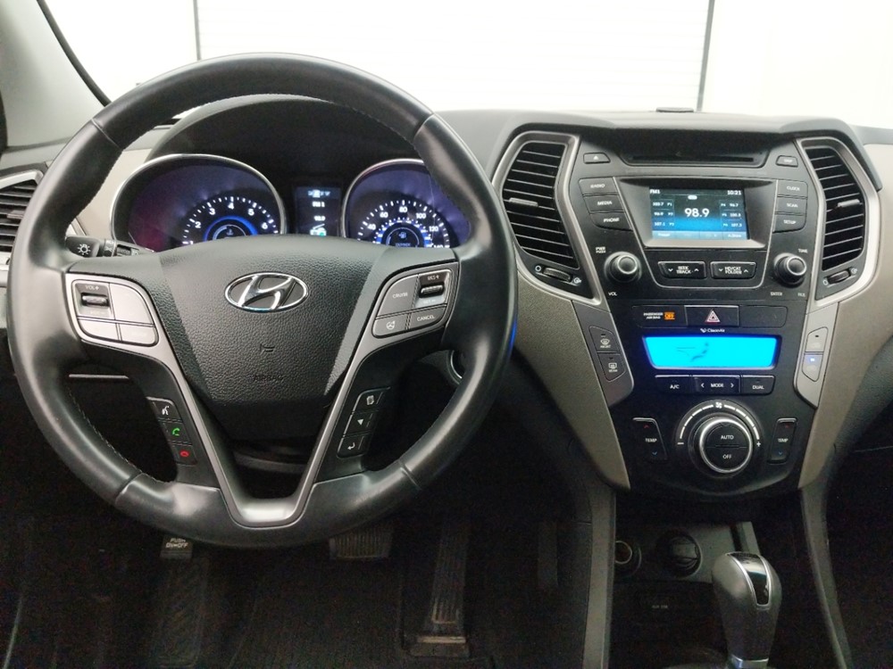 2013 Hyundai Santa Fe - Driver Dash