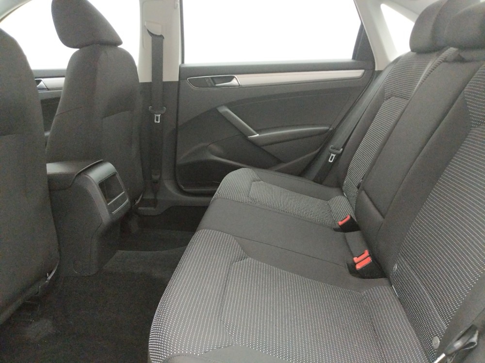 2016 Volkswagen Passat - Driver Rear Seat