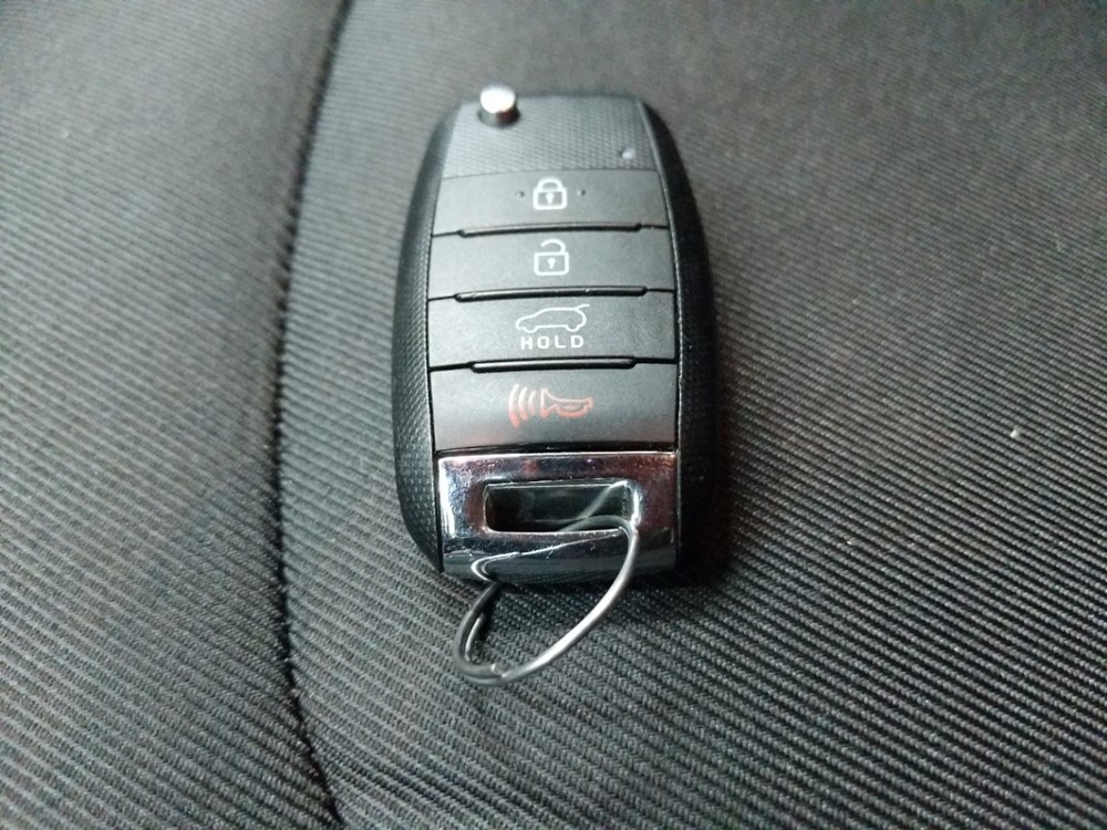 2016 Kia Soul - Keys