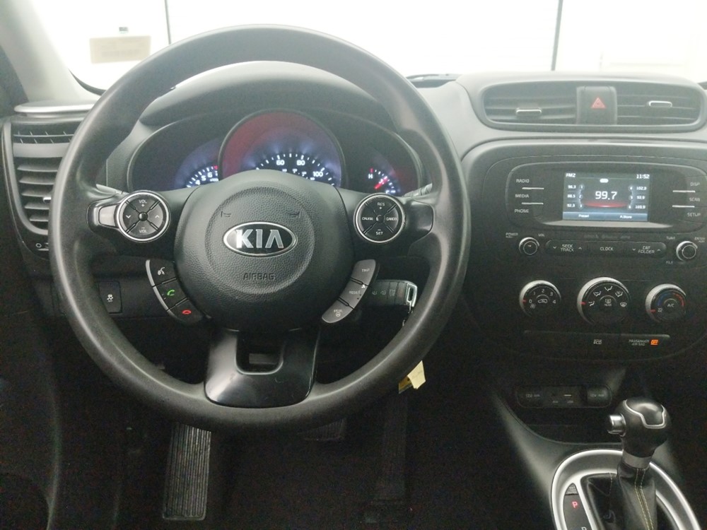 2016 Kia Soul - Driver Dash