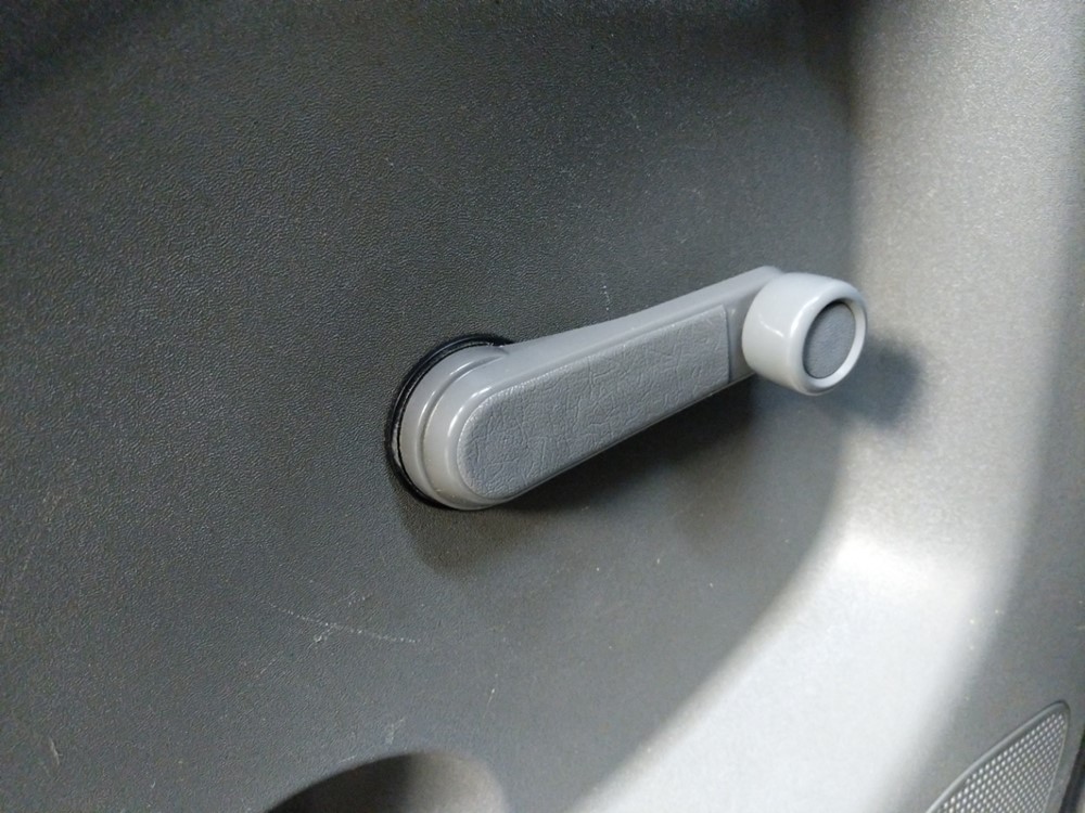 2015 Nissan Frontier - Driver Power Windows/Lock Control