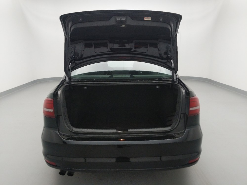 2016 Volkswagen Jetta - Trunk