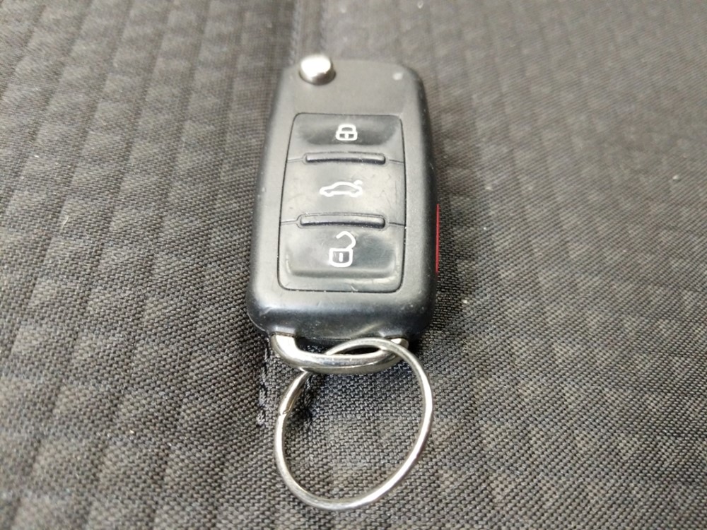 2016 Volkswagen Jetta - Keys