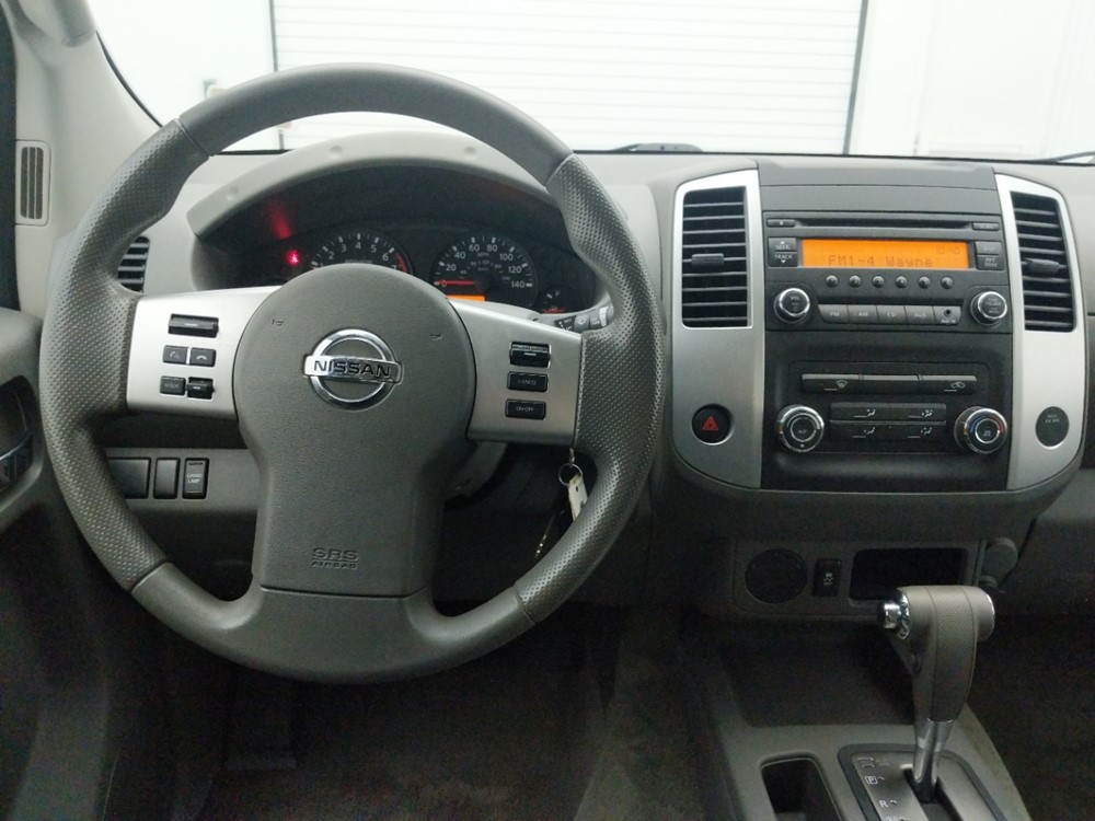 2015 Nissan Frontier - Driver Dash