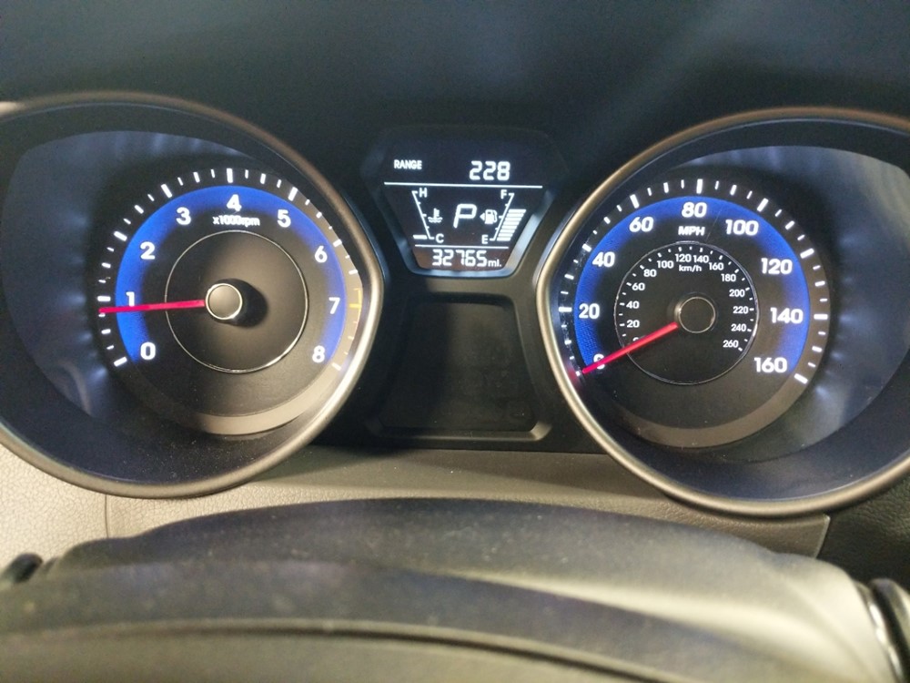 2015 Hyundai Elantra - Odometer Close Up