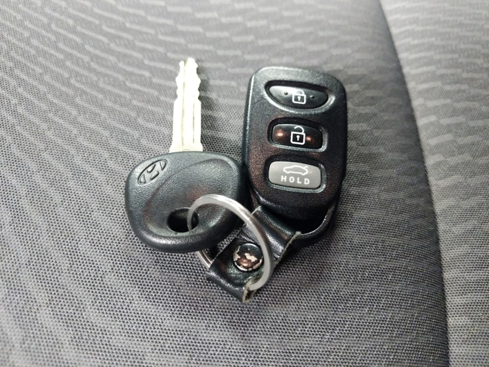 2015 Hyundai Elantra - Keys