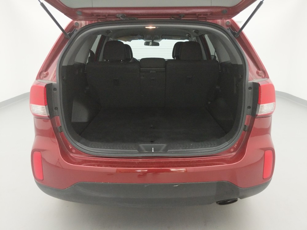 2014 Kia Sorento - Trunk