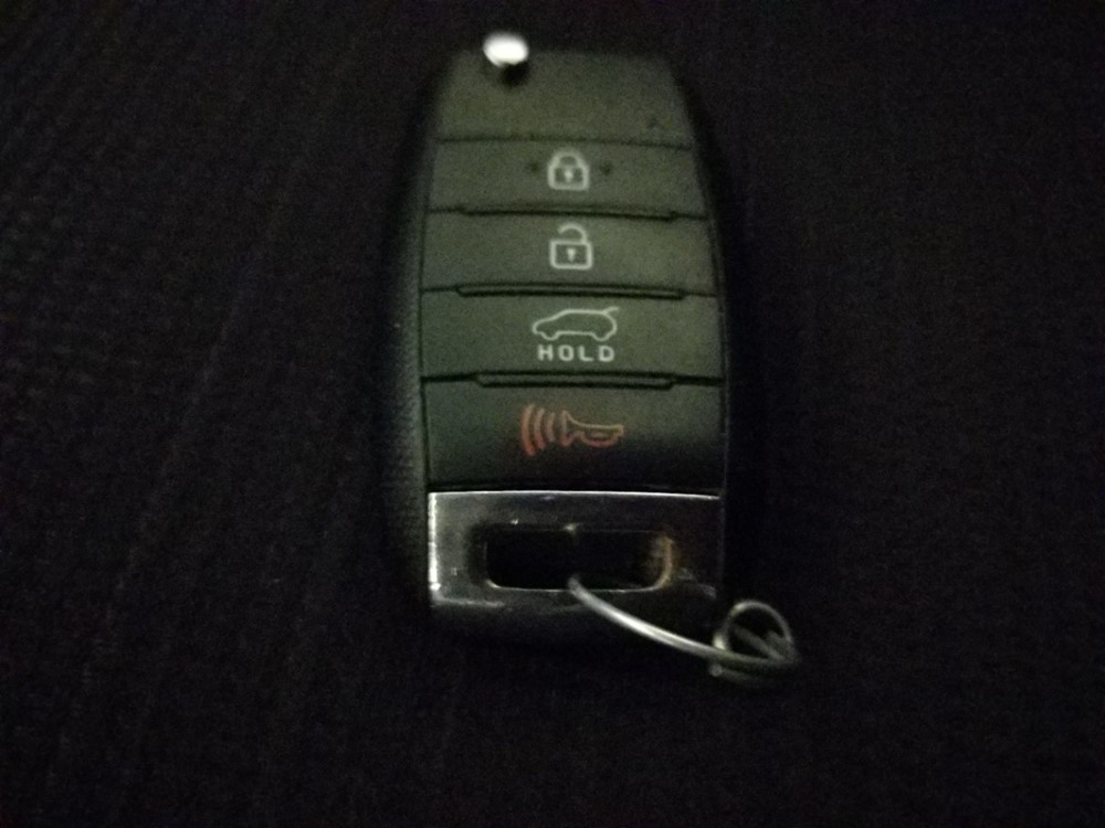 2014 Kia Sorento - Keys