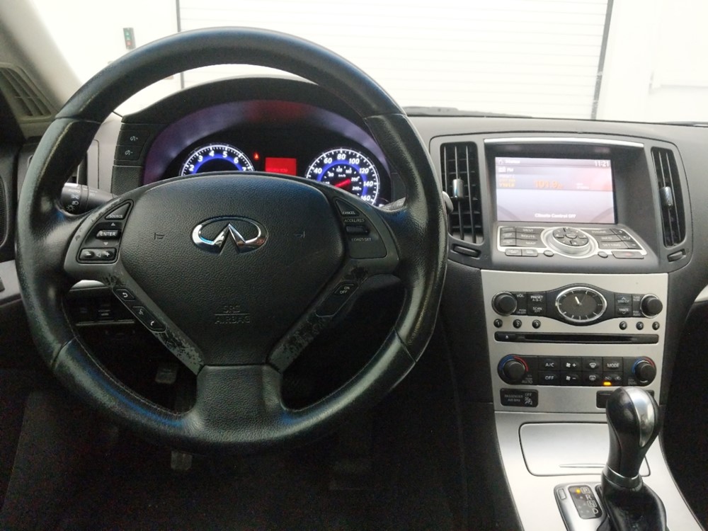 2009 INFINITI G37 - Driver Dash