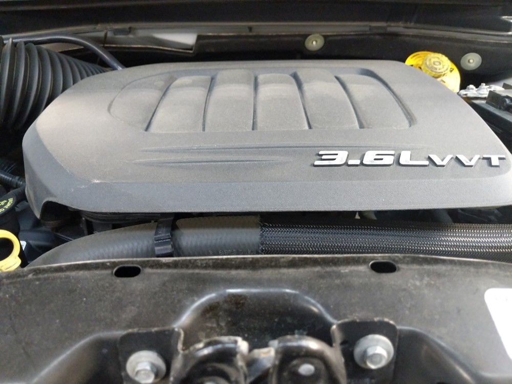 2016 Chrysler Town and Country - Engine