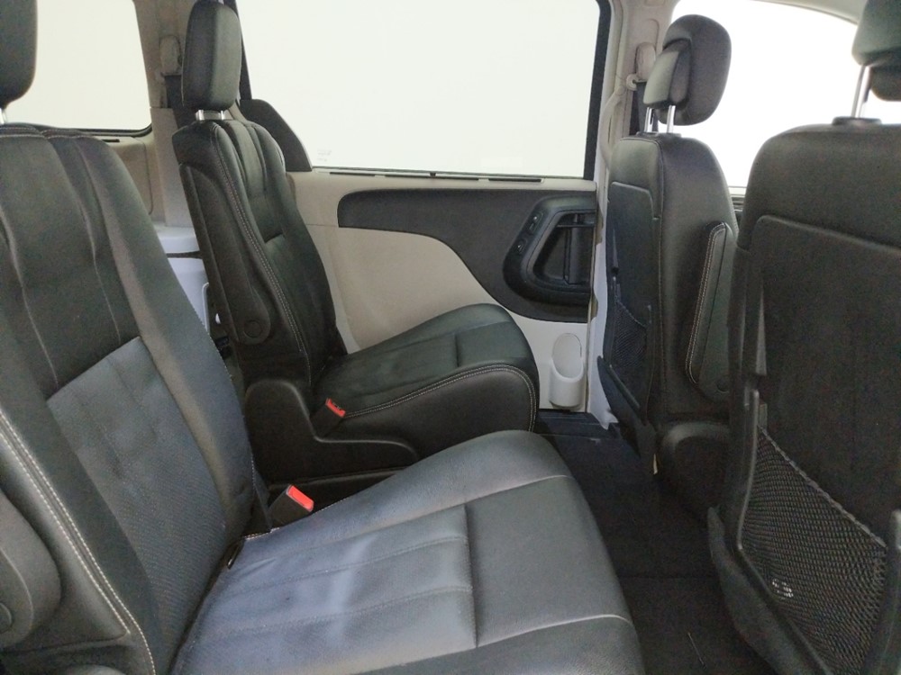 2016 Chrysler Town and Country - Passenger Rear Seat