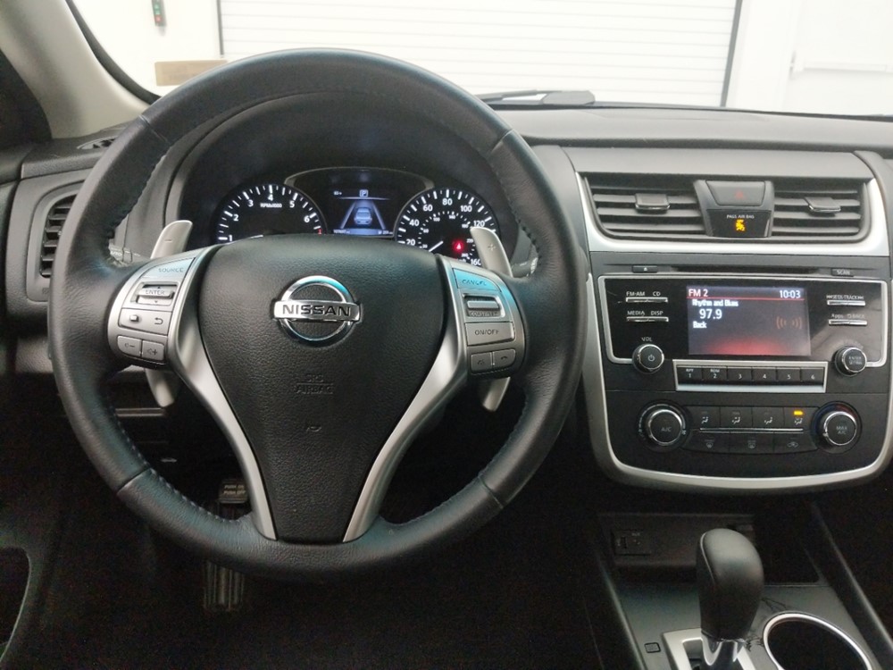 2016 Nissan Altima - Driver Dash