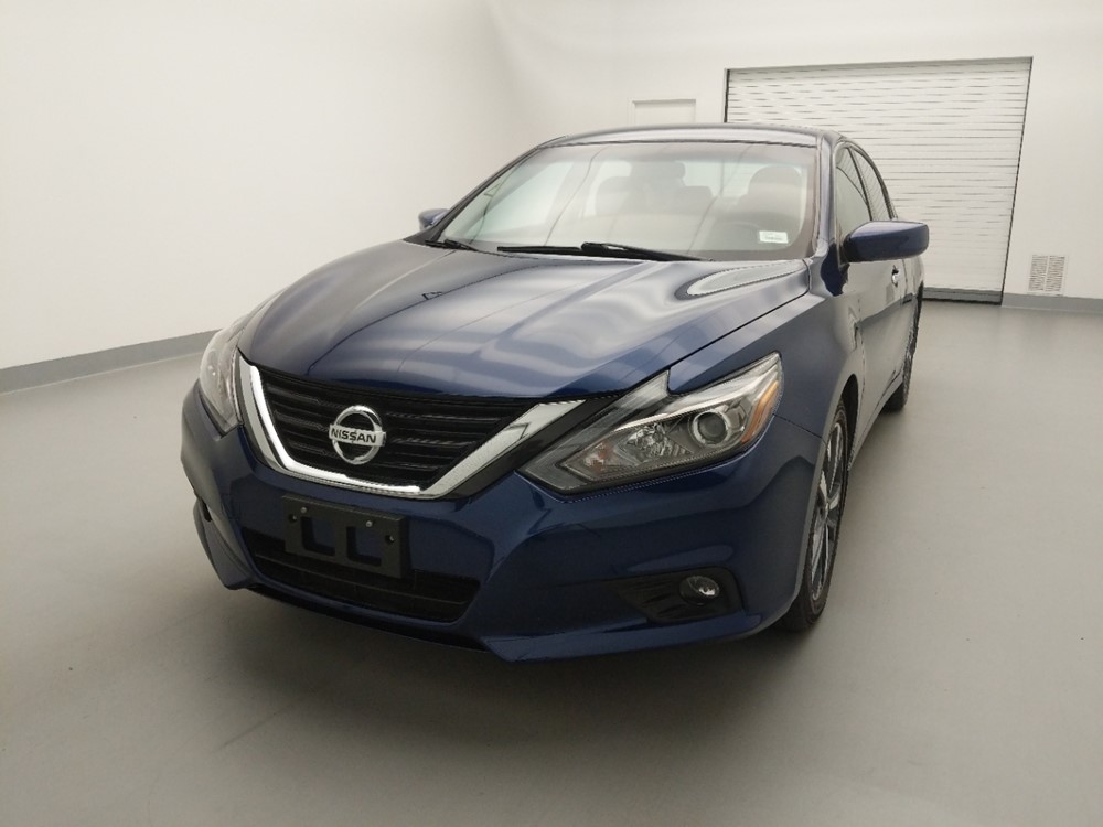 2016 Nissan Altima - Driver Front Hood