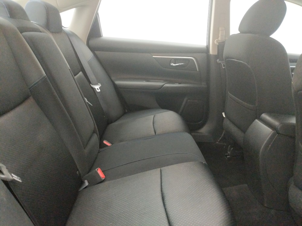 2016 Nissan Altima - Passenger Rear Seat