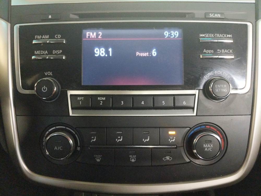 2016 Nissan Altima - Stereo Package