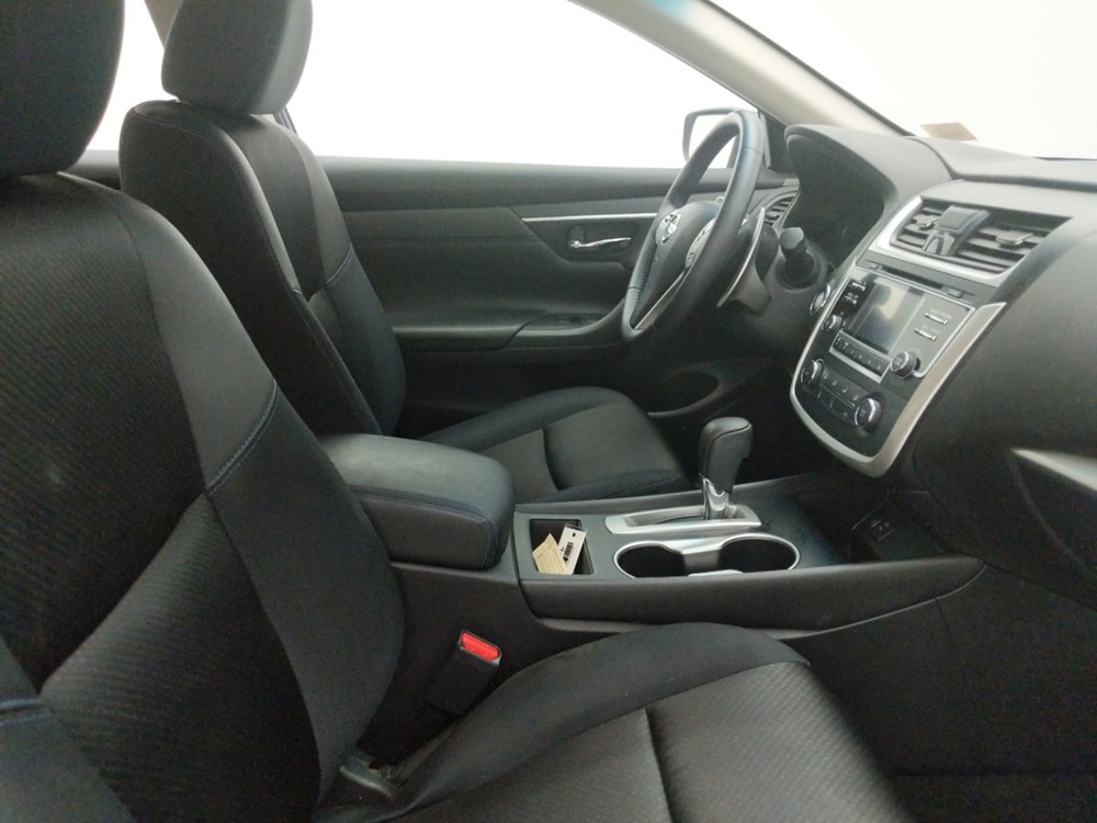 2016 Nissan Altima - Passenger Front Seat