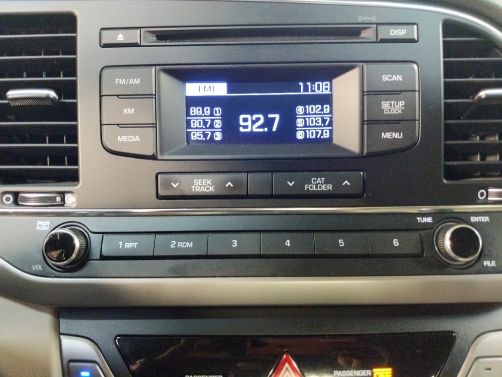2017 Hyundai Elantra - Stereo Package