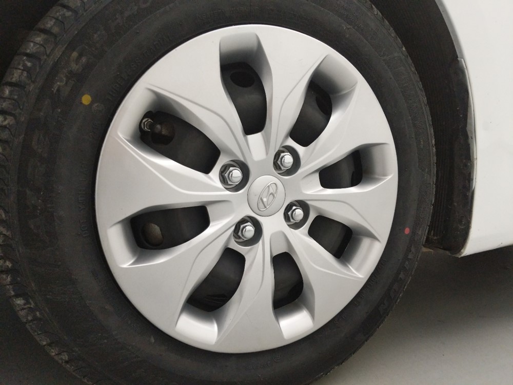 2017 Hyundai Accent - Wheel