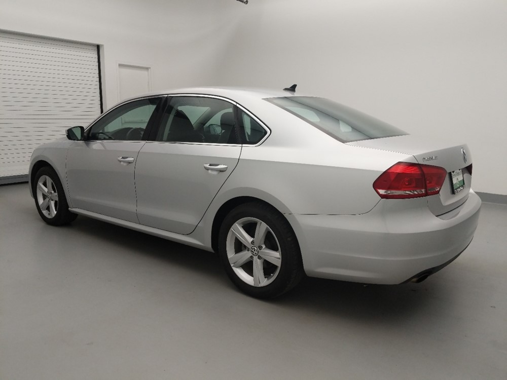 2014 Volkswagen Passat - Driver Rear Side