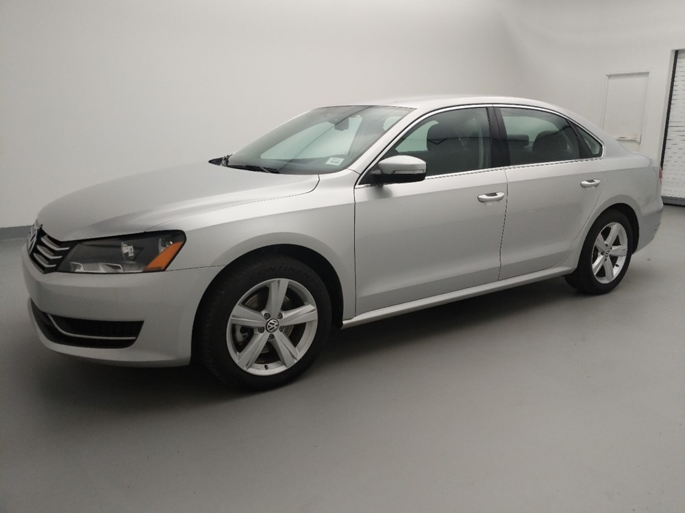2014 Volkswagen Passat - Driver Front Side