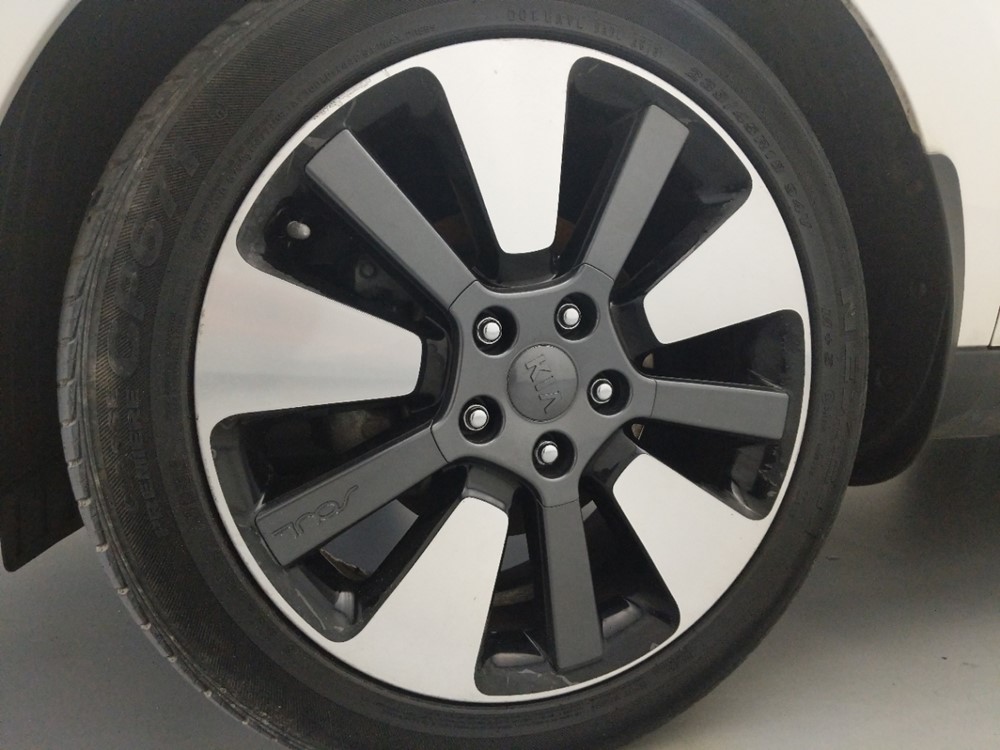 2014 Kia Soul - Wheel