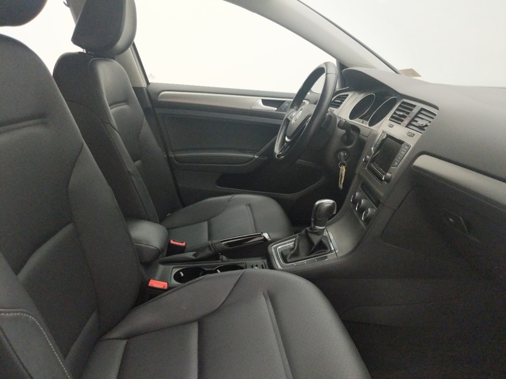2015 Volkswagen Golf - Passenger Front Seat