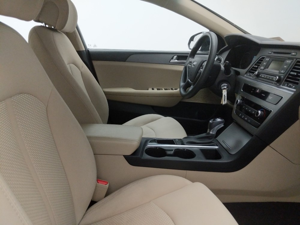 2017 Hyundai Sonata - Passenger Front Seat