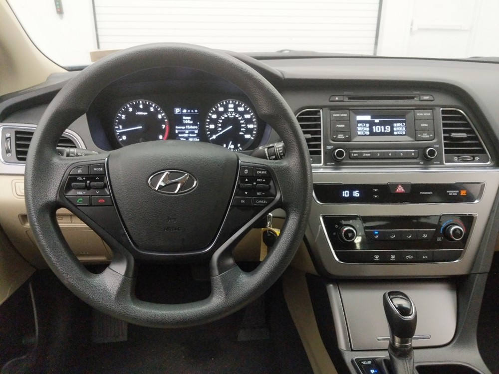 2017 Hyundai Sonata - Driver Dash