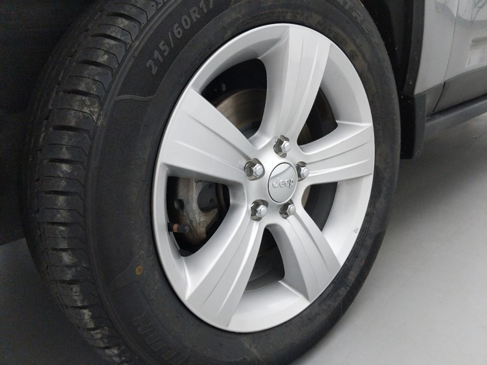 2017 Jeep Compass - Wheel