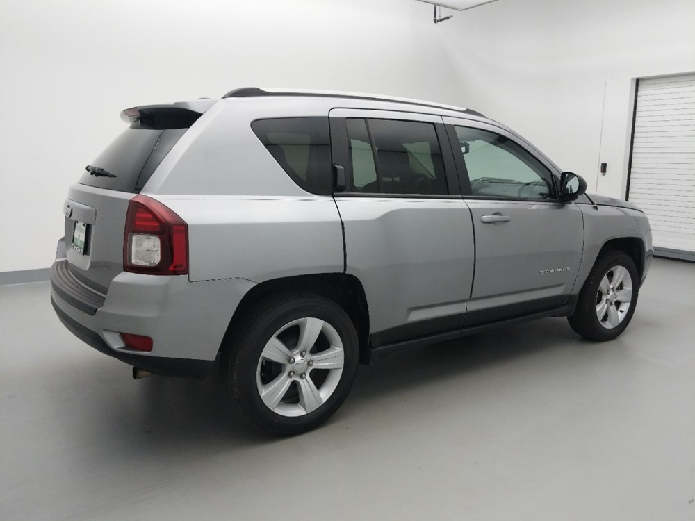 2017 Jeep Compass - Passenger Rear Side