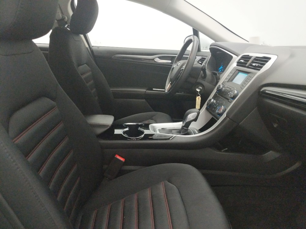 2014 Ford Fusion - Passenger Front Seat