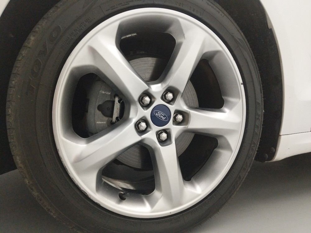 2014 Ford Fusion - Wheel