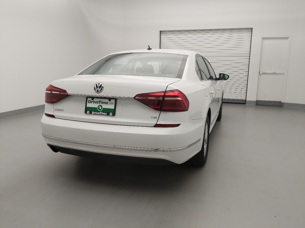2017 Volkswagen Passat - Passenger Rear Trunk