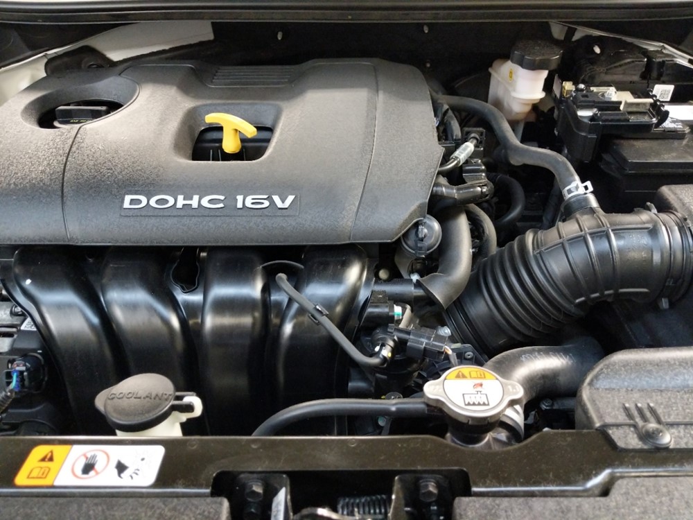 2018 Kia Forte - Engine