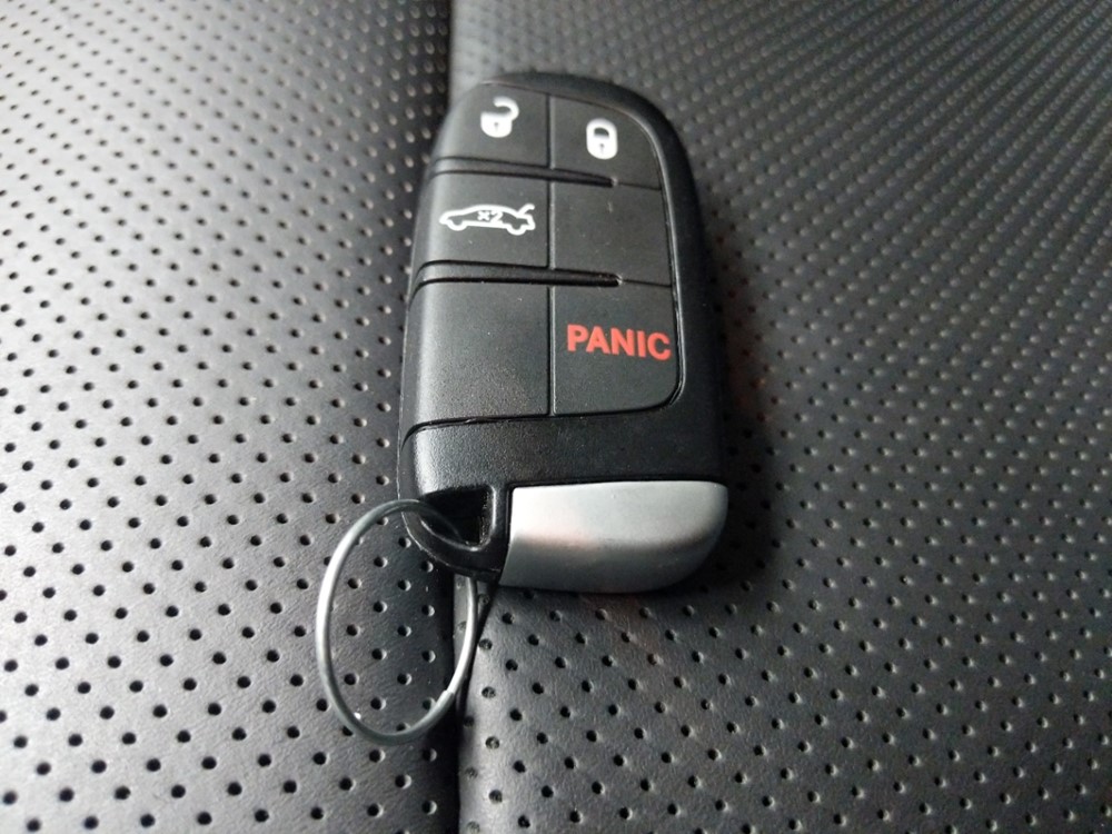 2016 Dodge Challenger - Keys