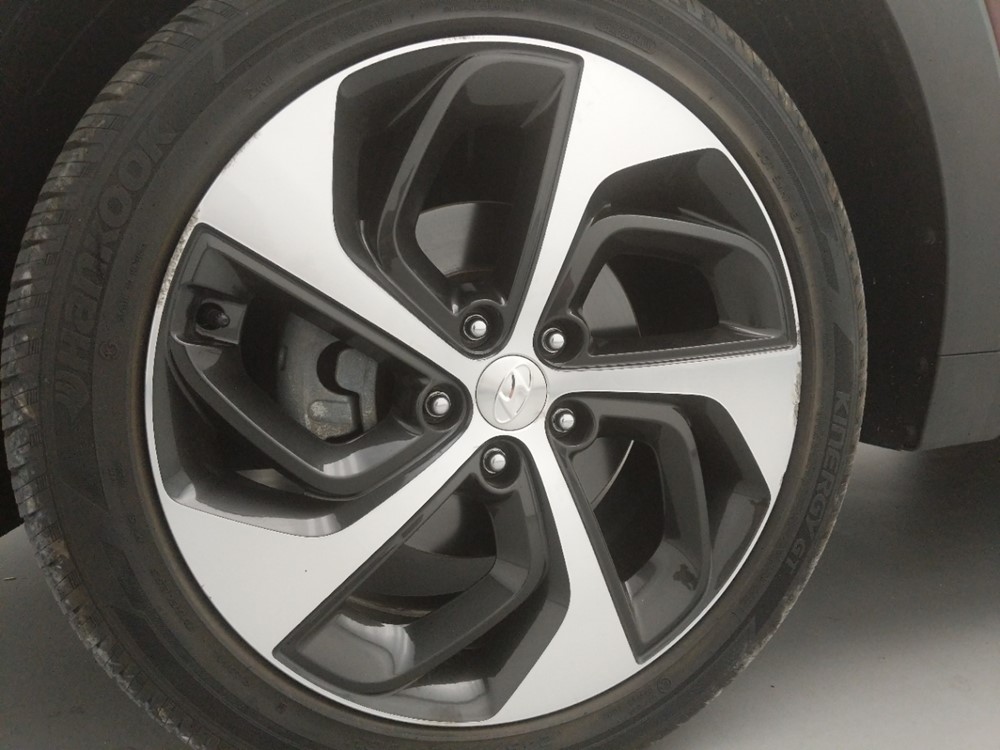 2016 Hyundai Tucson - Wheel