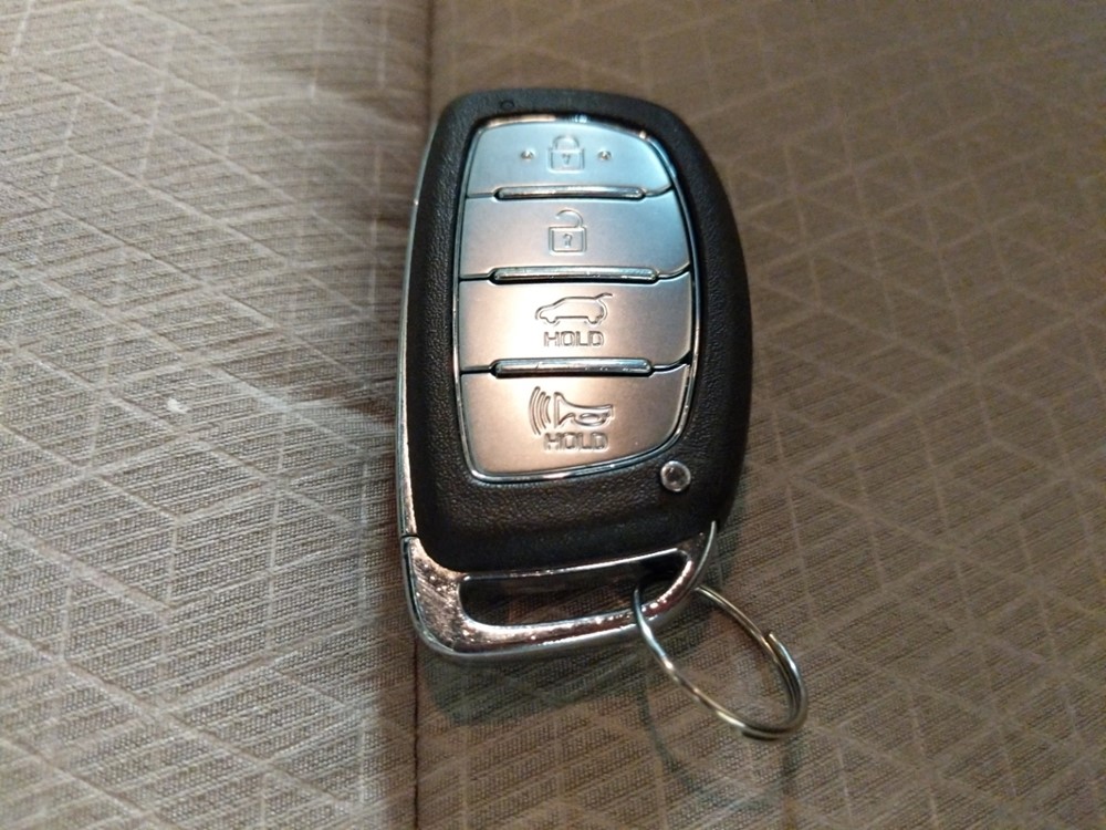2016 Hyundai Tucson - Keys