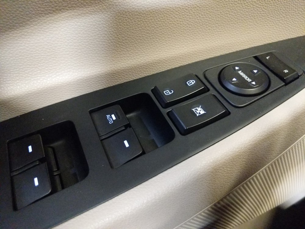2016 Hyundai Tucson - Driver Power Windows/Lock Control