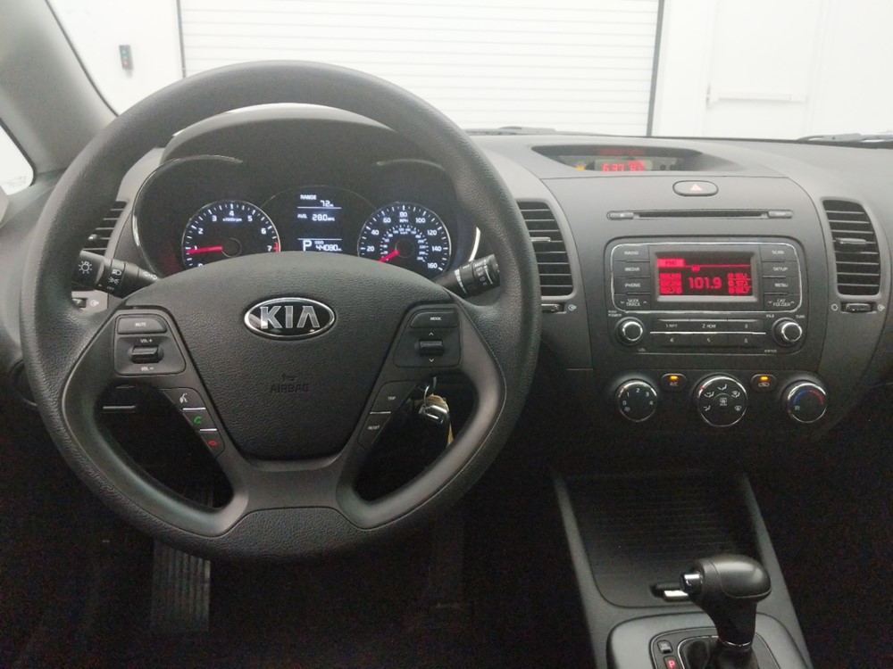2016 Kia Forte - Driver Dash