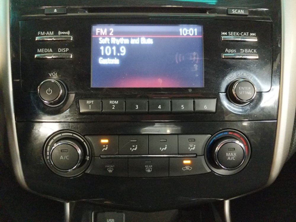 2015 Nissan Altima - Stereo Package
