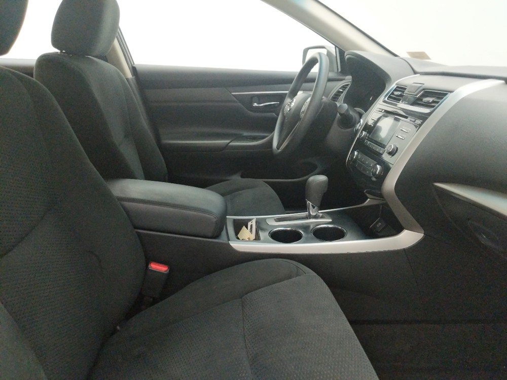 2015 Nissan Altima - Passenger Front Seat