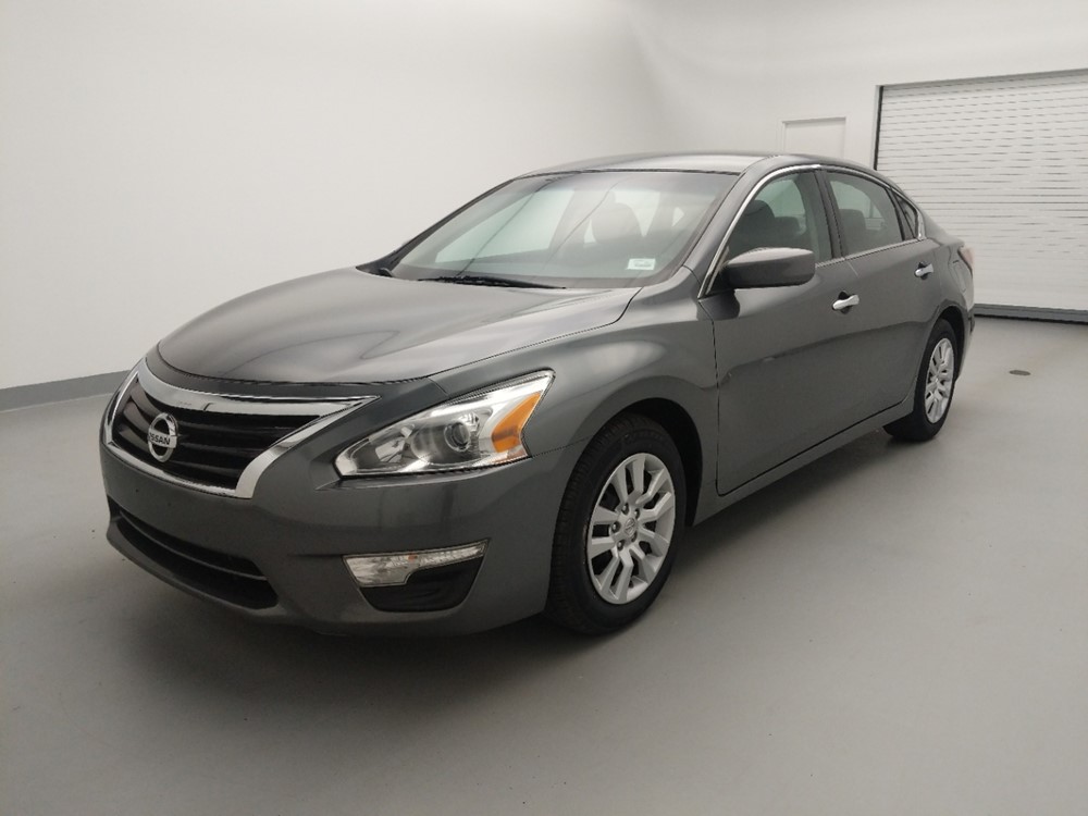 2015 Nissan Altima - Driver Front Bumper