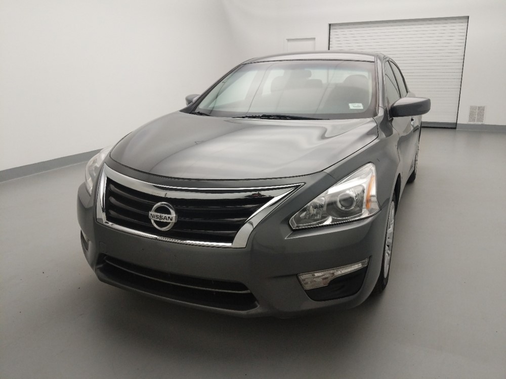 2015 Nissan Altima - Driver Front Hood