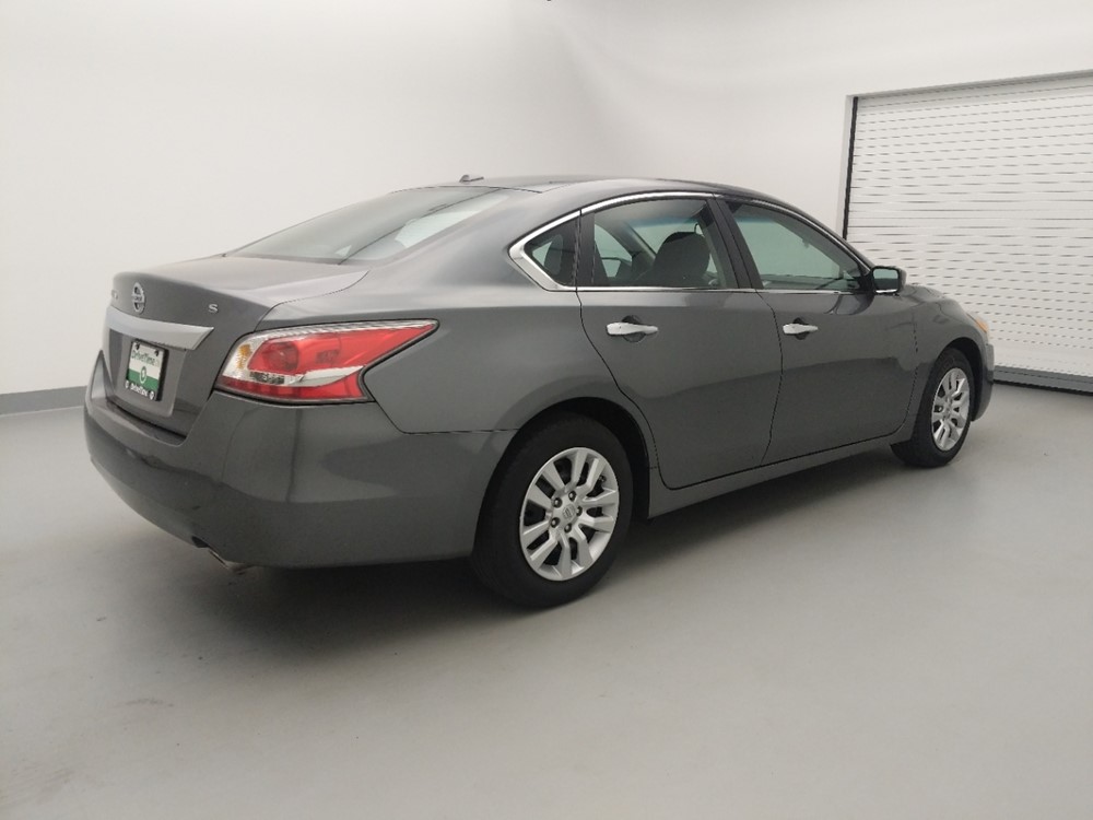 2015 Nissan Altima - Passenger Rear Side