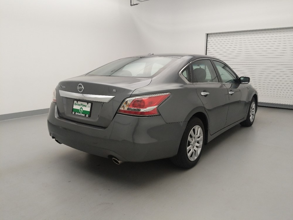 2015 Nissan Altima - Passenger Rear Bumper